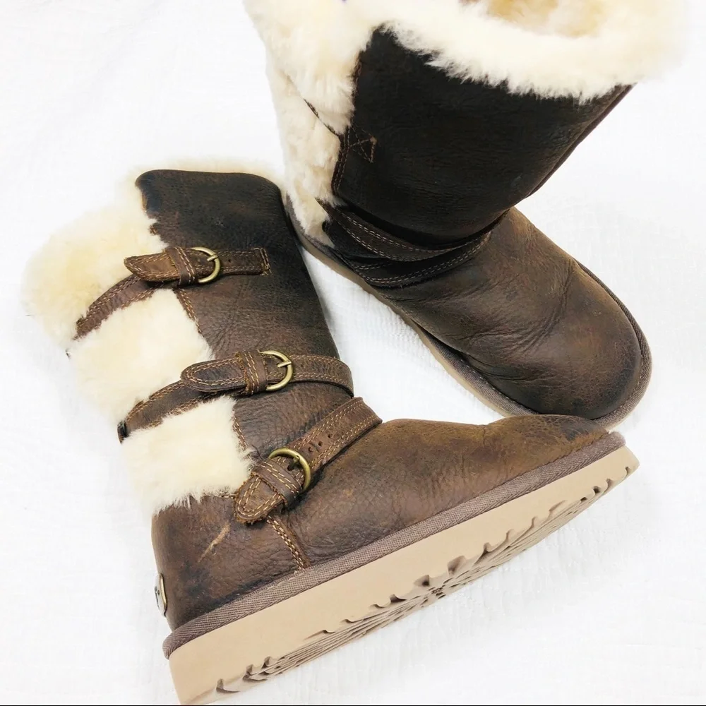 🔥Ugg brown sheepskin tall boots sz1 new no box